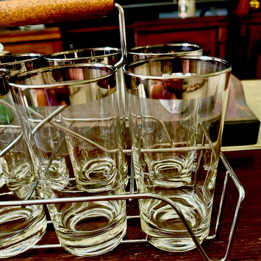 Vintage 50s or 60s highball silver trimmed glasses with carrying case